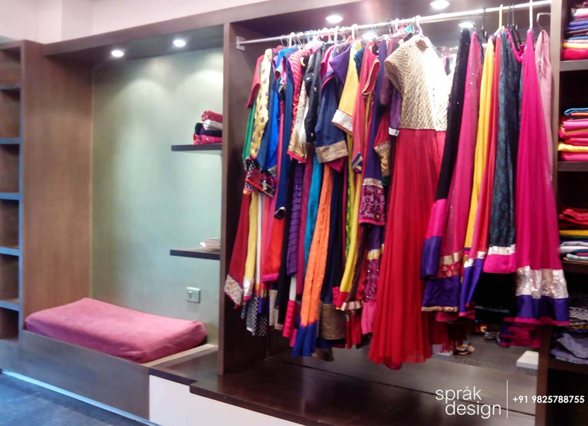 baide fashion boutique interior design 6